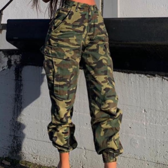 oversized camo pants